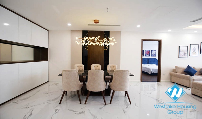 Two-storey apartment with four bedrooms, fully furnished, new furniture, Sunshine City for rent
